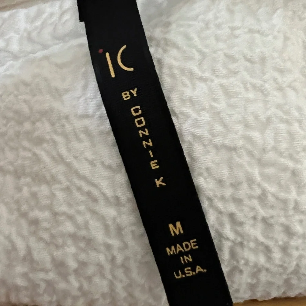 IC by CONNIE K White/Black Zip Front V-Neck Crinkle Textured Tunic Top M - Picture 6 of 9